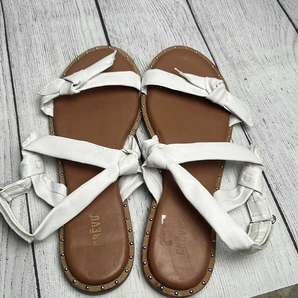 Buckle sandals size 8 - Picture 5 of 5